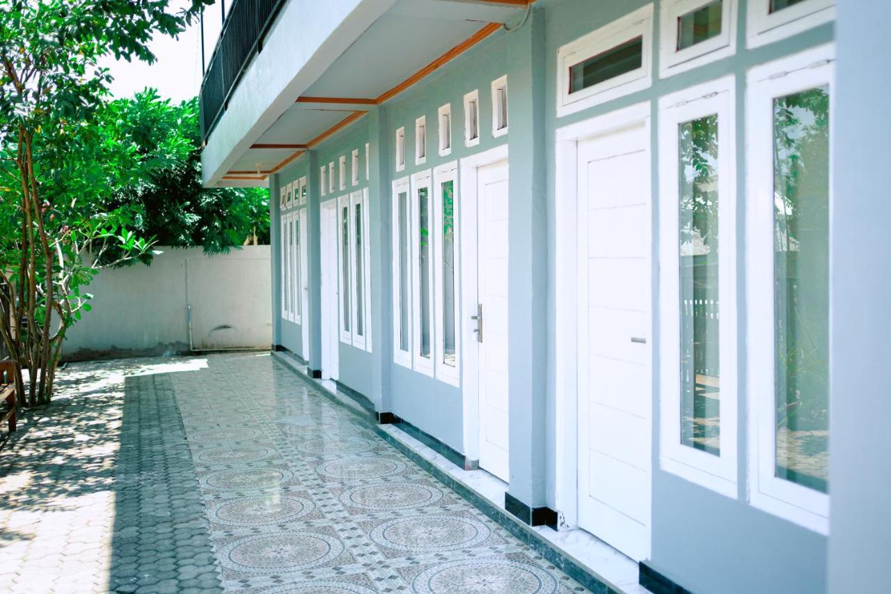Getrudis Guesthouse Labuan Bajo Buitenkant foto